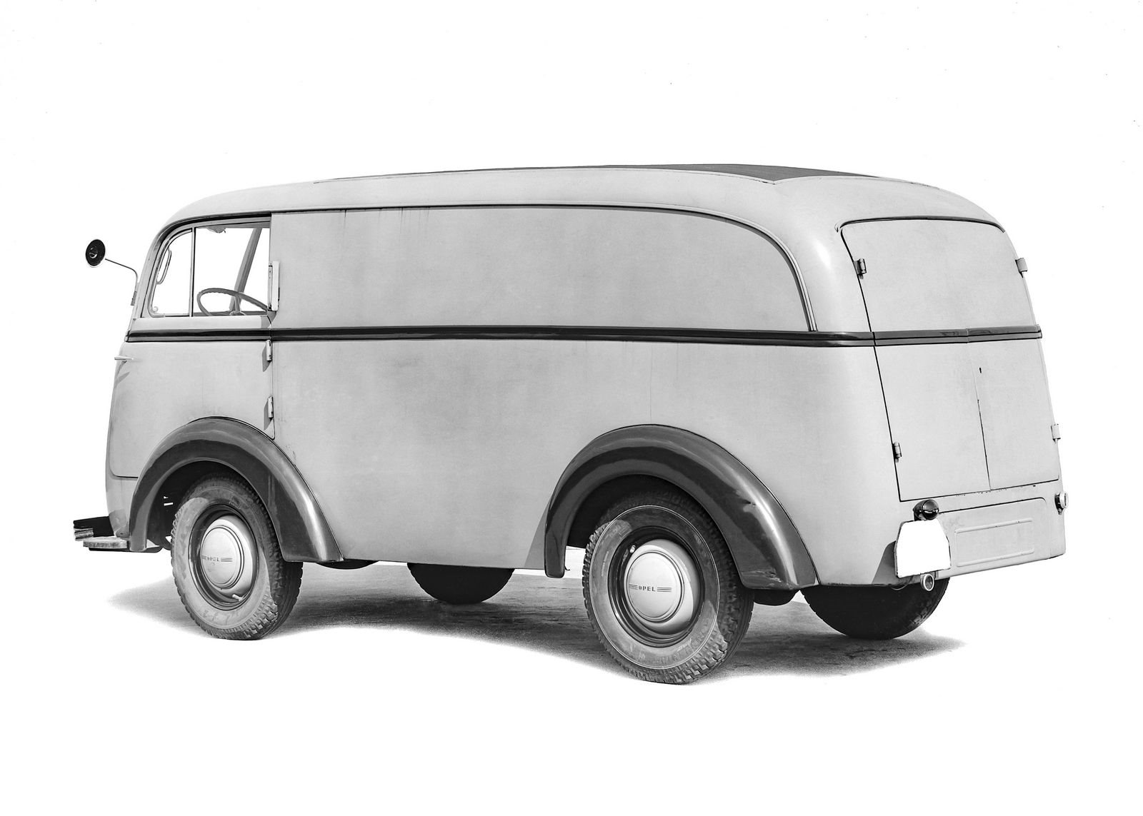 REENCONTRADAS FOTOGRAFIAS DE UMA VAN OPEL BLITZ HÁ MUITO TEMPO PERDIDA, foto 4