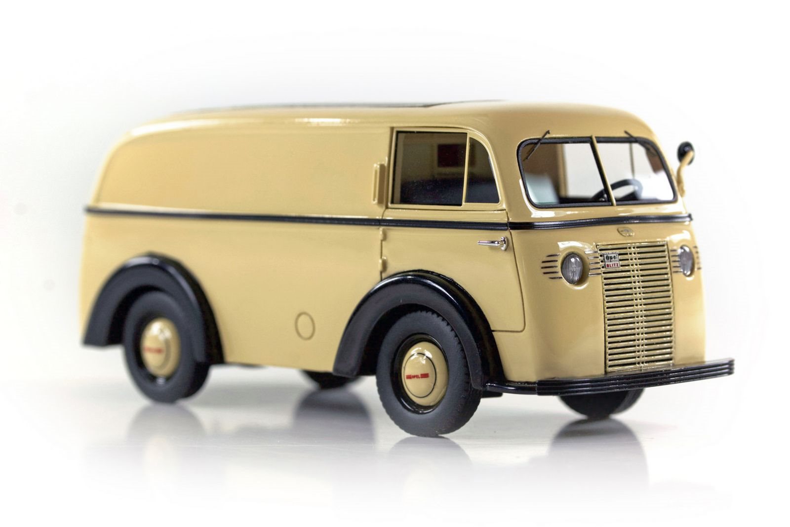 REENCONTRADAS FOTOGRAFIAS DE UMA VAN OPEL BLITZ HÁ MUITO TEMPO PERDIDA, foto 11
