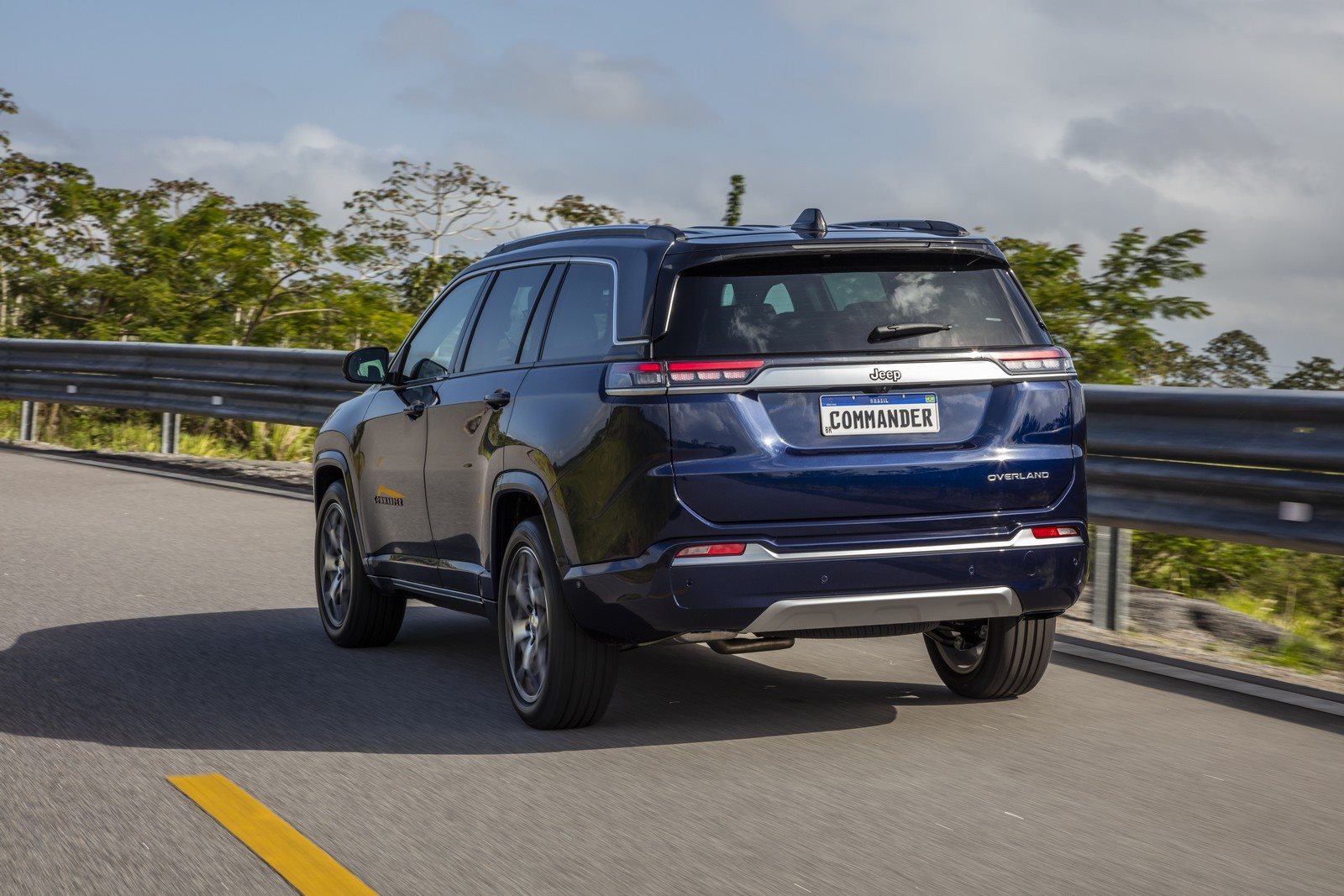 JEEP COMMANDER COMEMORA UM ANO DE MERCADO E MAIS DE 16 MIL UNIDADES VENDIDAS NO BRASIL, foto 8