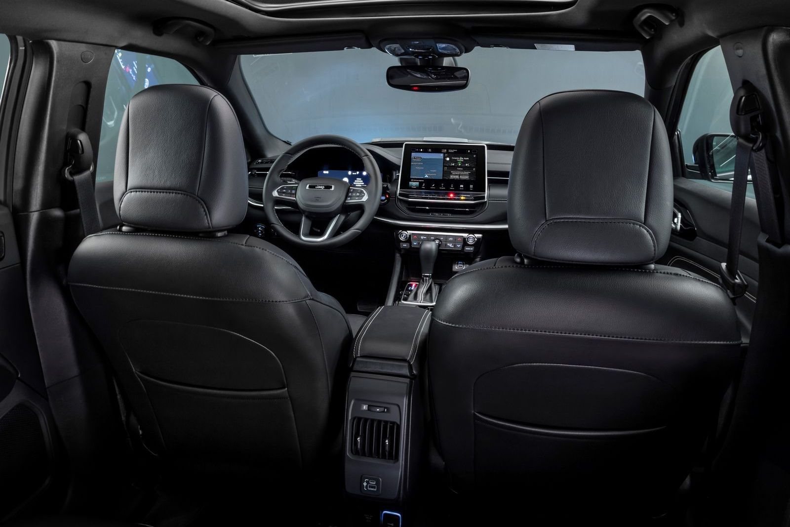 JEEP COMPASS E COMMANDER APRESENTAM LINHA 2023 COM MAIS TECNOLOGIA E NOVOS EQUIPAMENTOS DE SÉRIE, foto 3