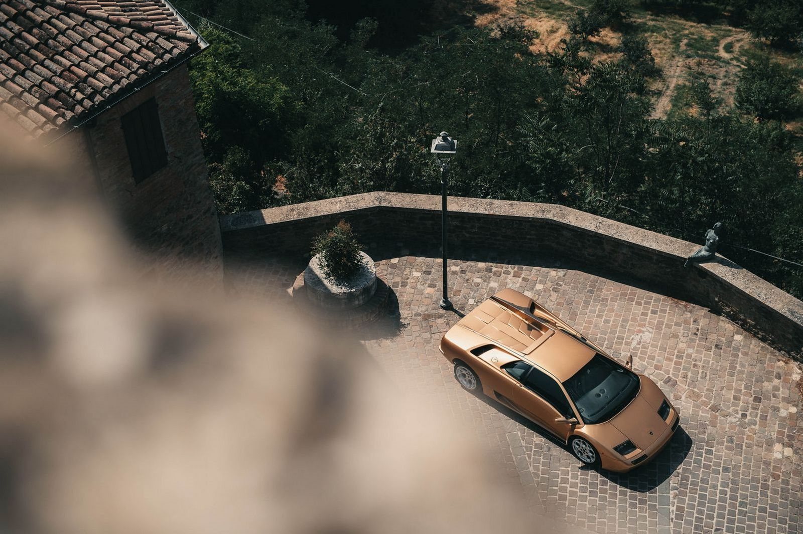 LAMBORGHINI PRESTA HOMENAGEM AO DIABLO E AO SEU MOTOR V12 ASPIRADO NATURALMENTE, foto 7