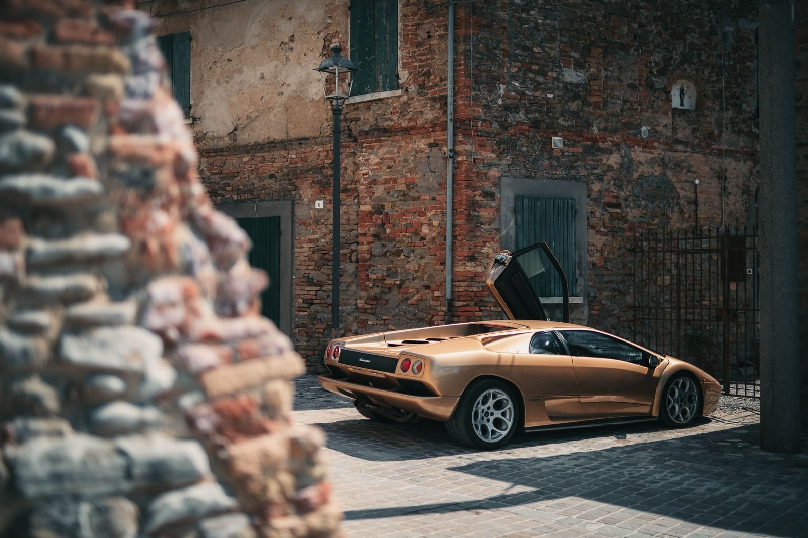 LAMBORGHINI PRESTA HOMENAGEM AO DIABLO E AO SEU MOTOR V12 ASPIRADO NATURALMENTE, foto 8