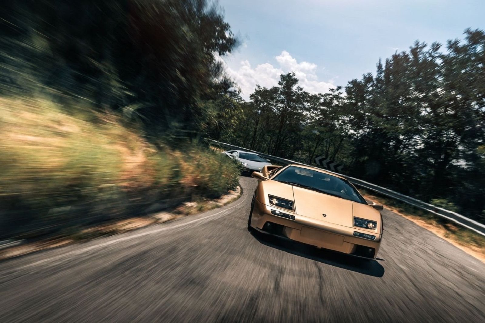 LAMBORGHINI PRESTA HOMENAGEM AO DIABLO E AO SEU MOTOR V12 ASPIRADO NATURALMENTE, foto 19