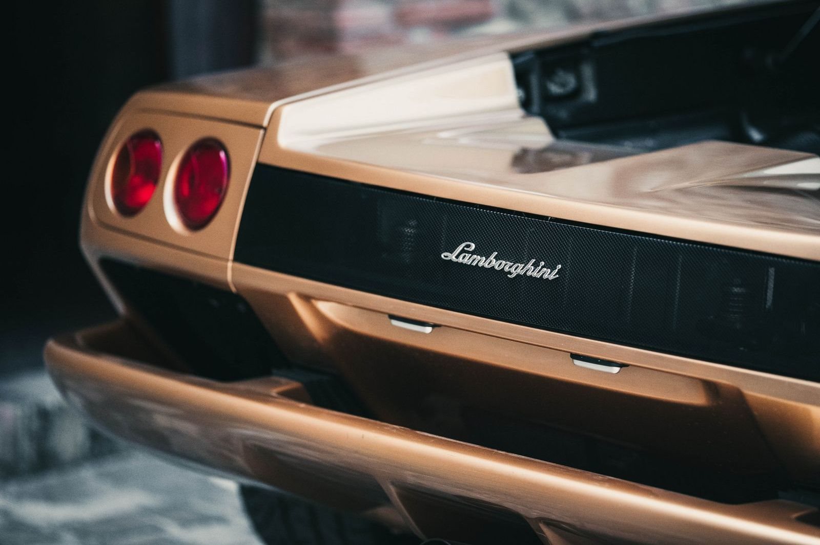 LAMBORGHINI PRESTA HOMENAGEM AO DIABLO E AO SEU MOTOR V12 ASPIRADO NATURALMENTE, foto 25
