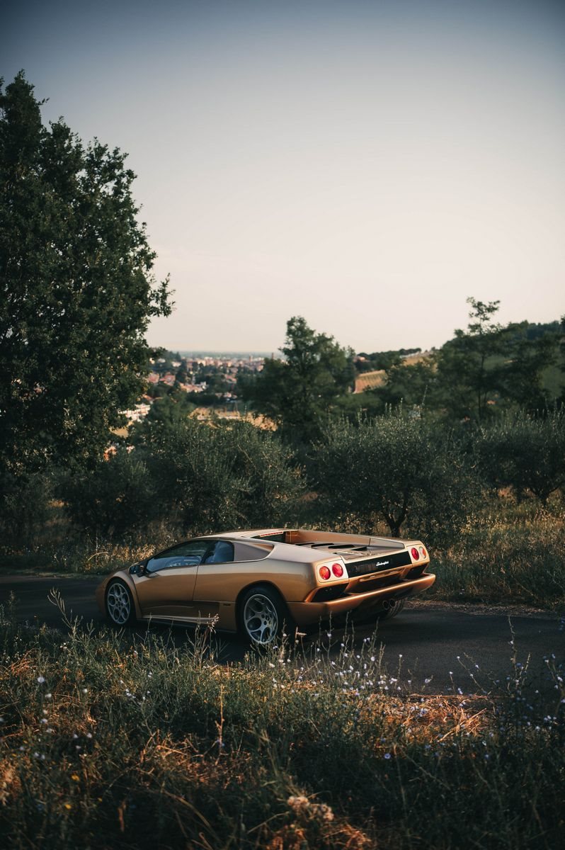 LAMBORGHINI PRESTA HOMENAGEM AO DIABLO E AO SEU MOTOR V12 ASPIRADO NATURALMENTE, foto 46