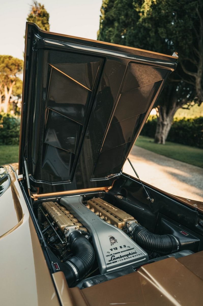 LAMBORGHINI PRESTA HOMENAGEM AO DIABLO E AO SEU MOTOR V12 ASPIRADO NATURALMENTE, foto 58