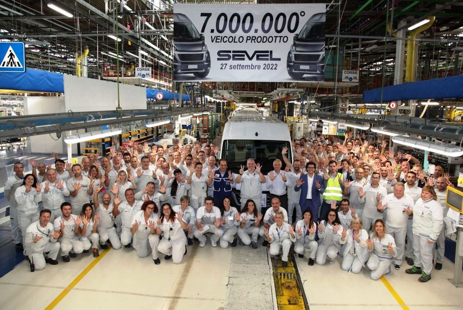 STELLANTIS CELEBRA A MARCA DE 7 MILHÕES DE UNIDADES PRODUZIDAS NA MAIOR PLANTA DE VEÍCULOS COMERCIAIS LEVES DA EUROPA, foto 1
