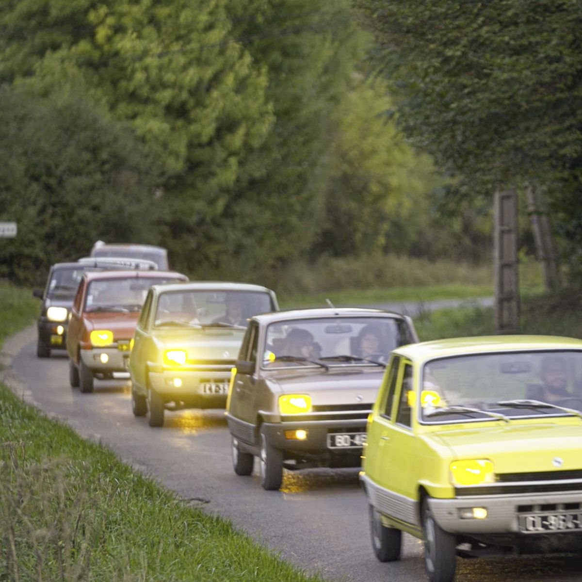 ENCONTRO DE COLECIONADORES APAIXONADOS PELO RENAULT 5 DESPERTA LEMBRANÇAS EM EVENTO NA FRANÇA, foto 1
