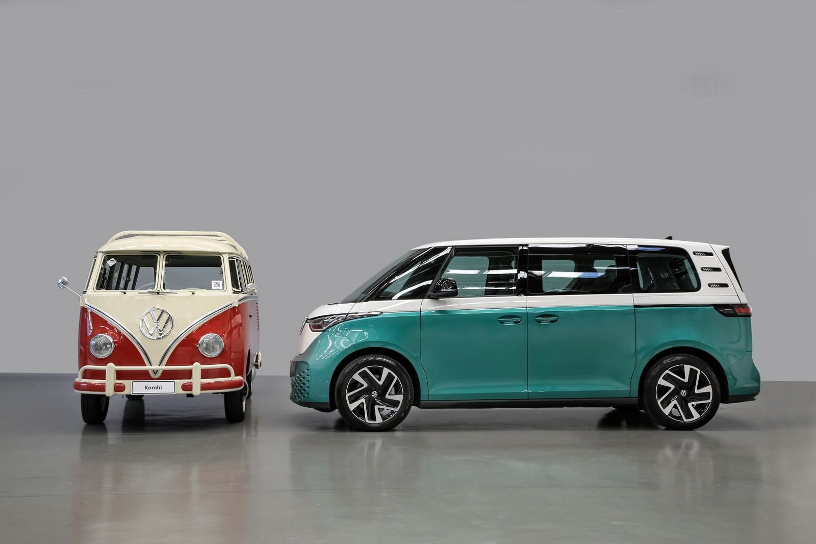 ID. BUZZ E KOMBI ‘CORUJINHA’ TÊM ENCONTRO HISTÓRICO NA FÁBRICA VOLKSWAGEN ANCHIETA, foto 7