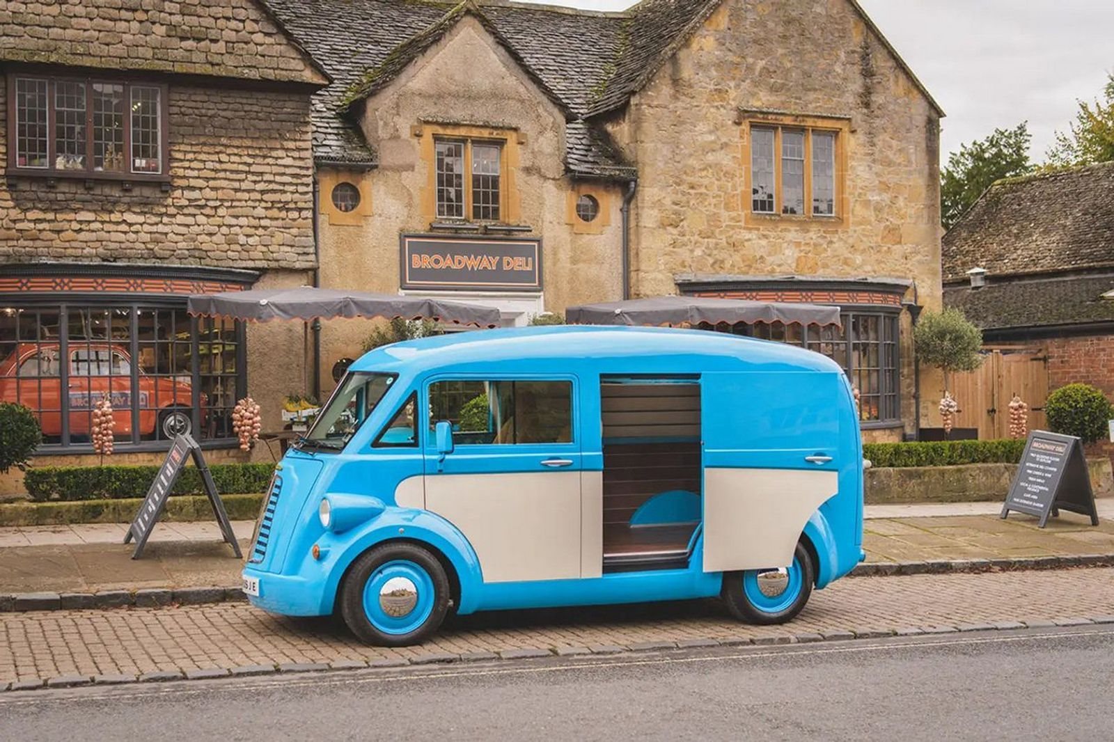 MORRIS JE: A NOVA VAN ELÉTRICA DE ESTILO RETRO ESTÁ PRONTA PARA SEU LANÇAMENTO, foto 4