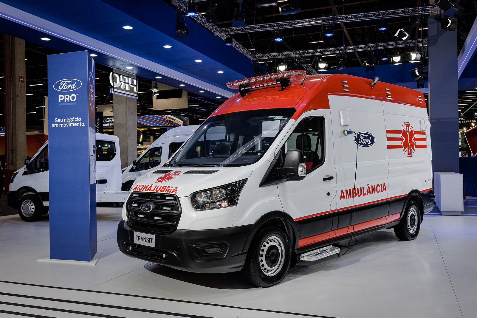 FORD APRESENTA TRÊS NOVOS MODELOS DA TRANSIT NA FENATRAN, foto 6