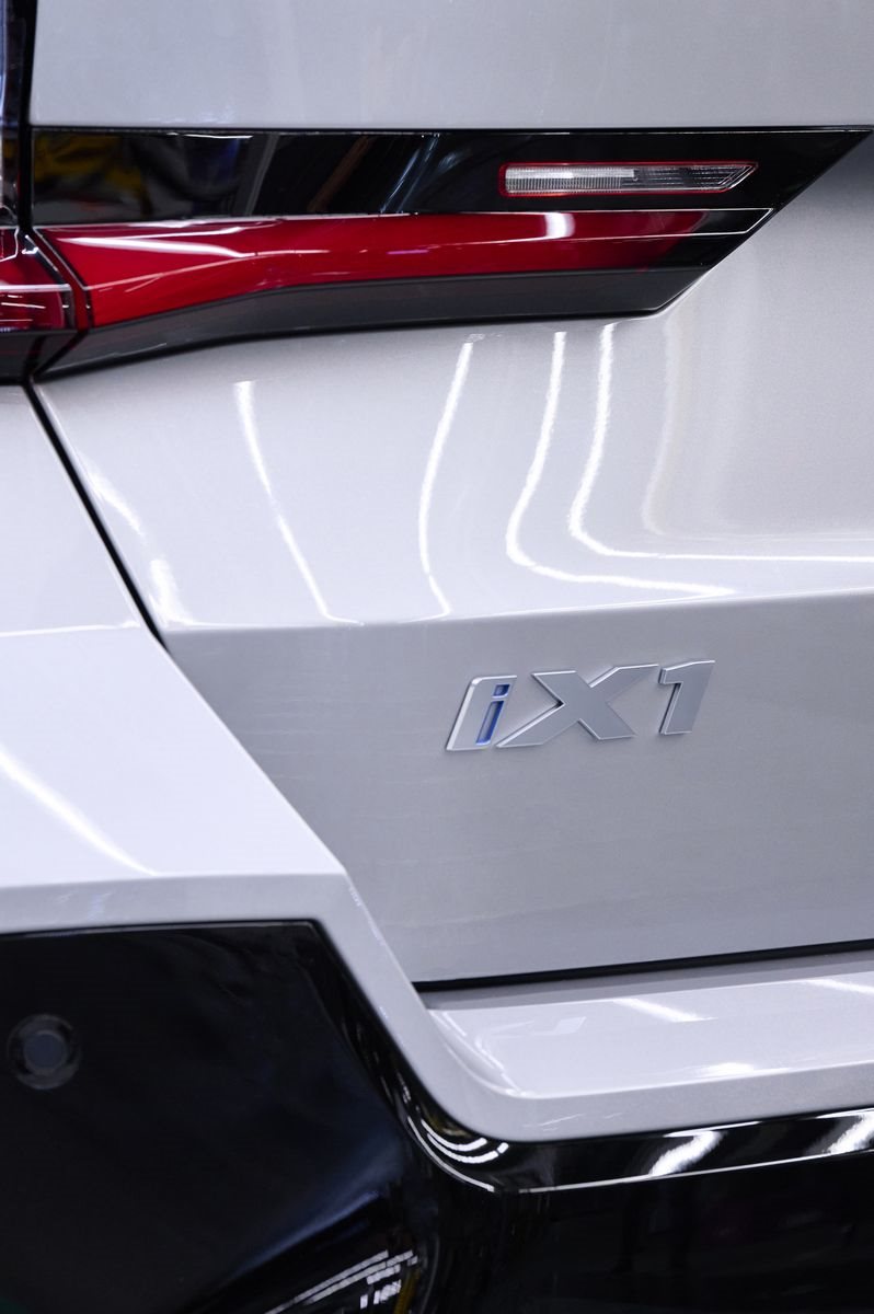 COMEÇA A PRODUÇÃO DO NOVO BMW iX1 EM REGENSBURG, foto 12