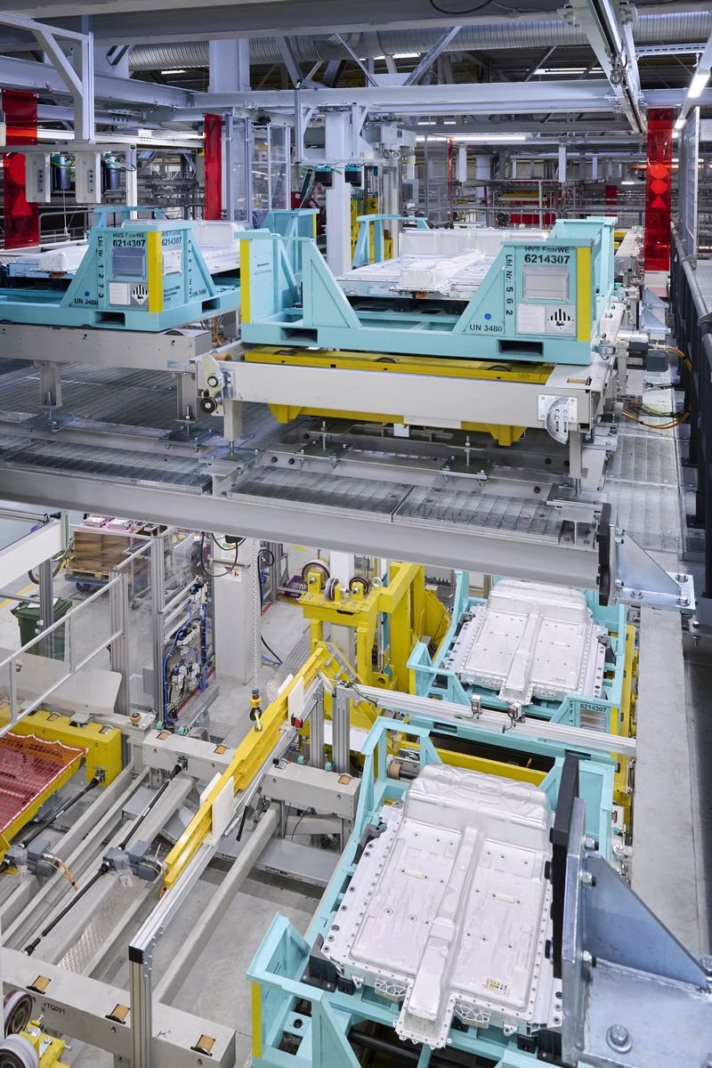 COMEÇA A PRODUÇÃO DO NOVO BMW iX1 EM REGENSBURG, foto 23