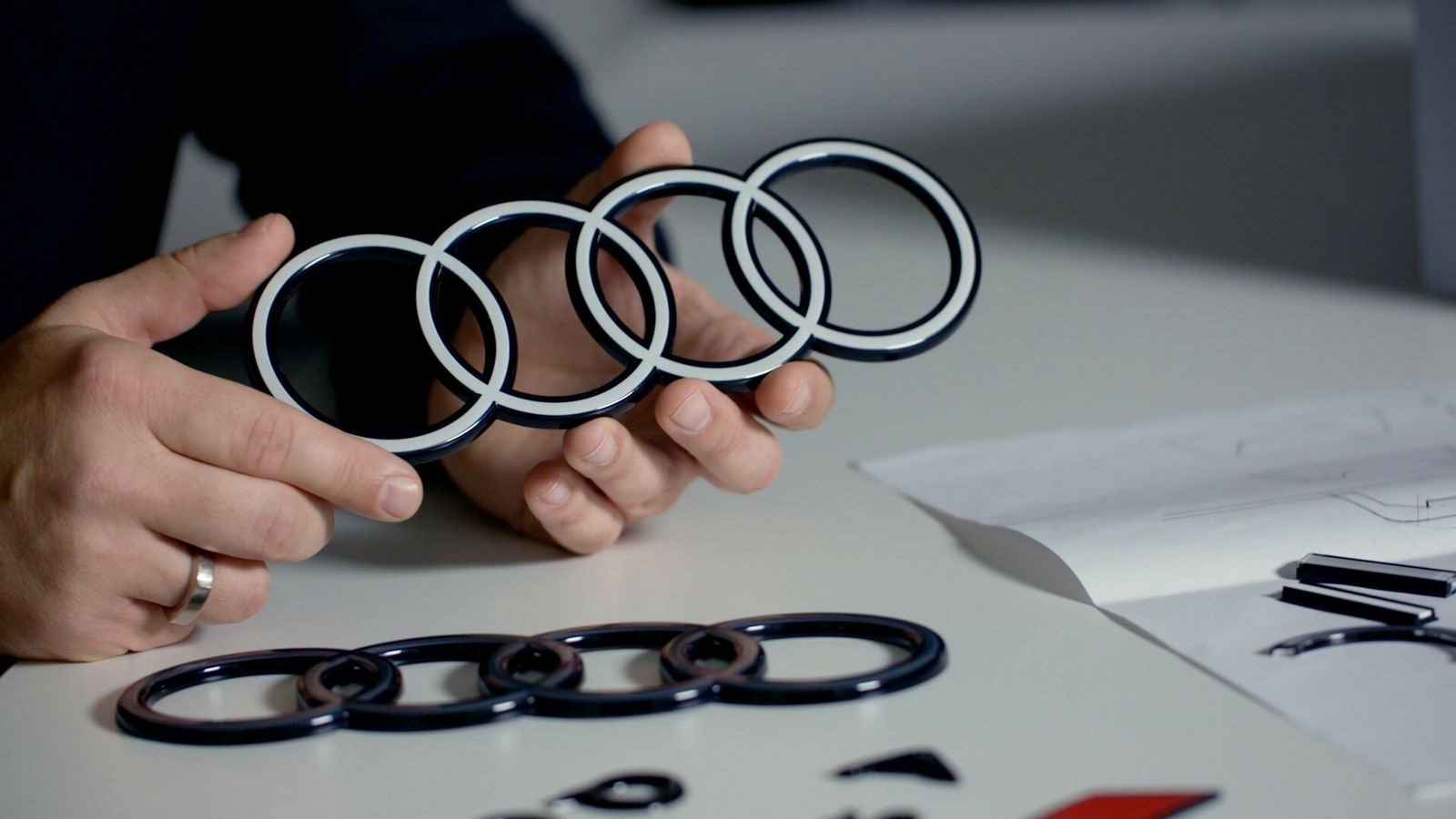 AUDI TAMBÉM ATUALIZA SEU LOGOTIPO, foto 1