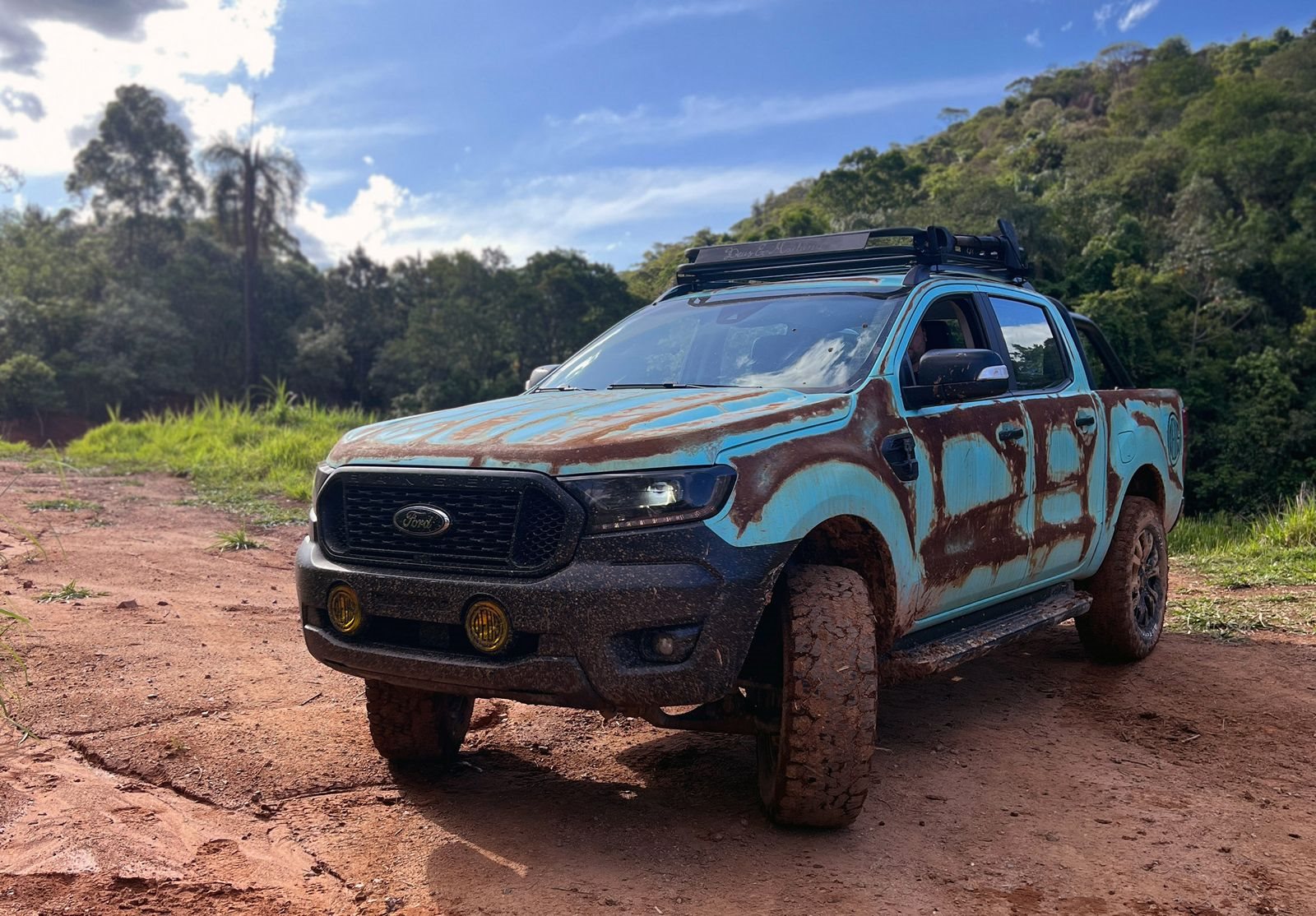 FORD ANUNCIA PARCERIA COM A DEUS EX MACHINA E EXIBE RANGER CUSTOMIZADA NO SWANK RALLY, foto 1
