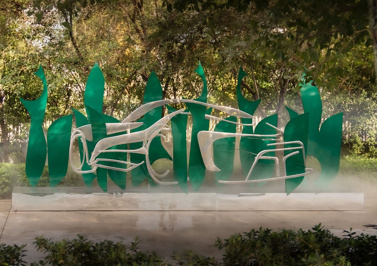 LEXUS EM MIAMI COM A OBRA DE SUCHI REDDY, ‘SHAPED BY AIR’, foto 2