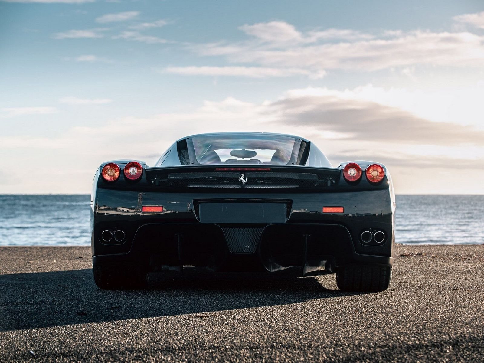 ESTE IMPECÁVEL FERRARI ENZO DE 2003 COM APENAS 17.000 KM SERÁ LEILOADO EM PARIS, foto 5