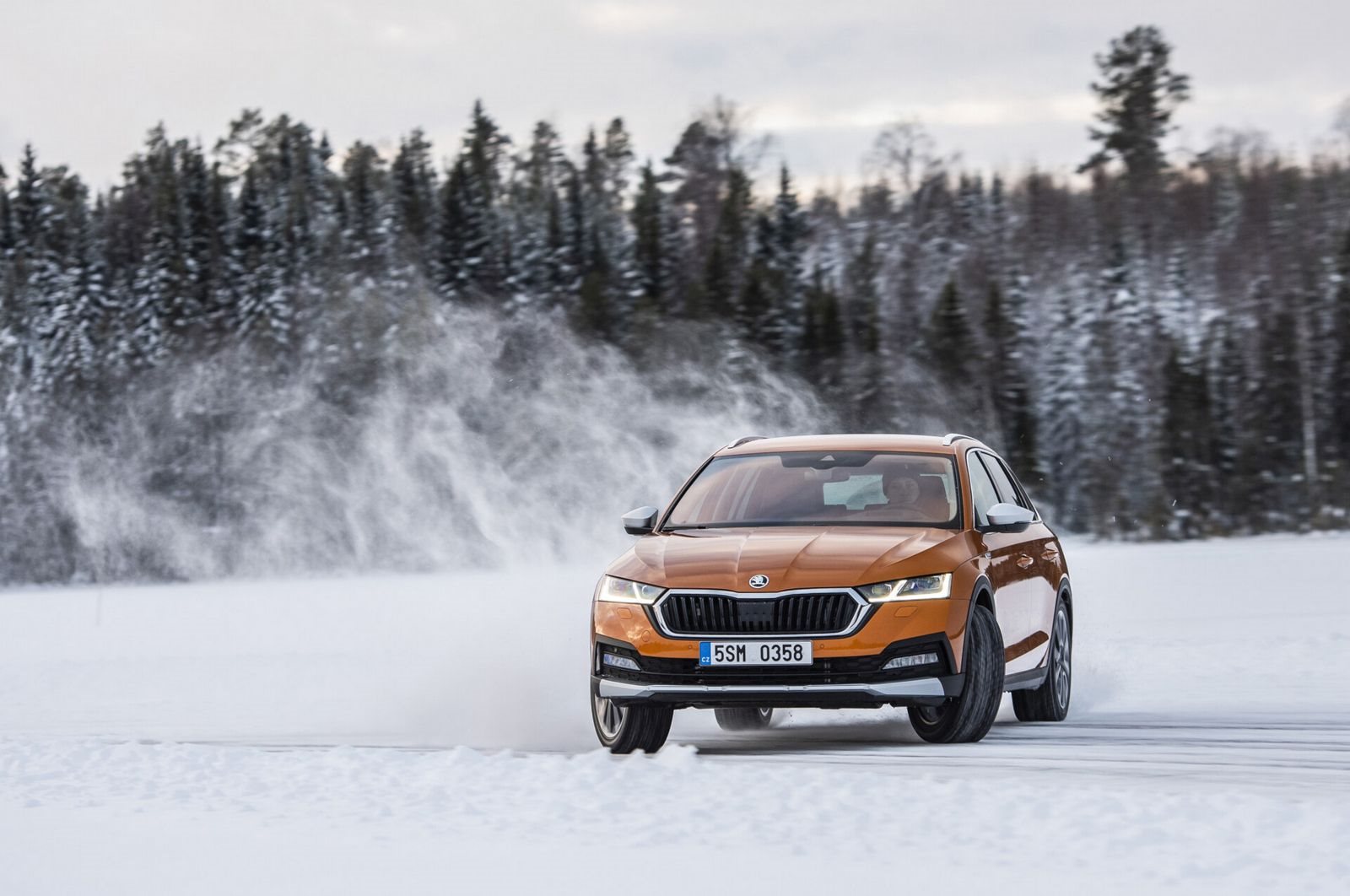 TESTE DOS MODELOS 4X4 DA SKODA SOBRE GELO E NEVE DA SUÉCIA, foto 71