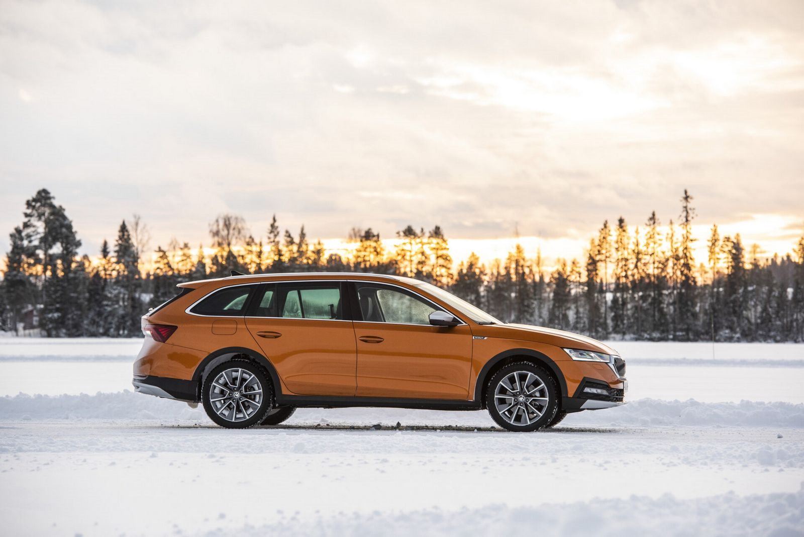 TESTE DOS MODELOS 4X4 DA SKODA SOBRE GELO E NEVE DA SUÉCIA, foto 74
