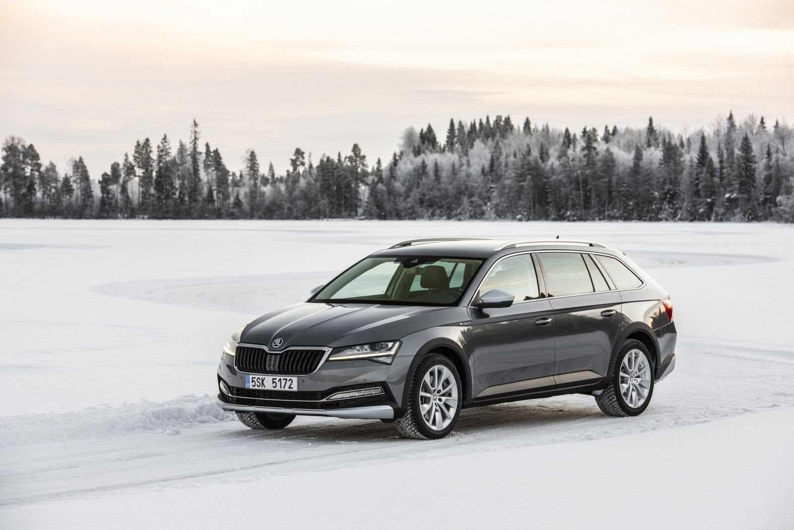TESTE DOS MODELOS 4X4 DA SKODA SOBRE GELO E NEVE DA SUÉCIA, foto 77
