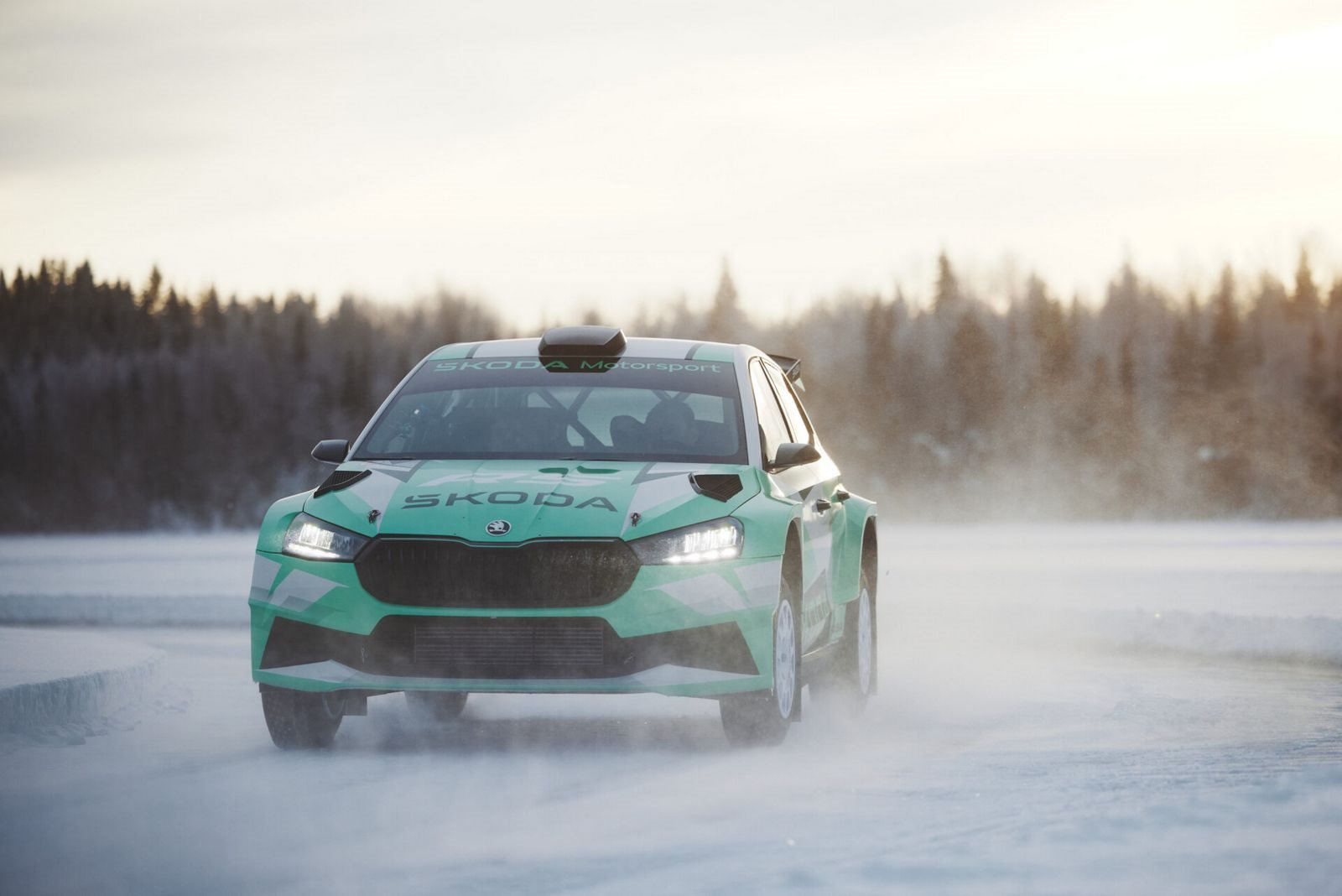 TESTE DOS MODELOS 4X4 DA SKODA SOBRE GELO E NEVE DA SUÉCIA, foto 81