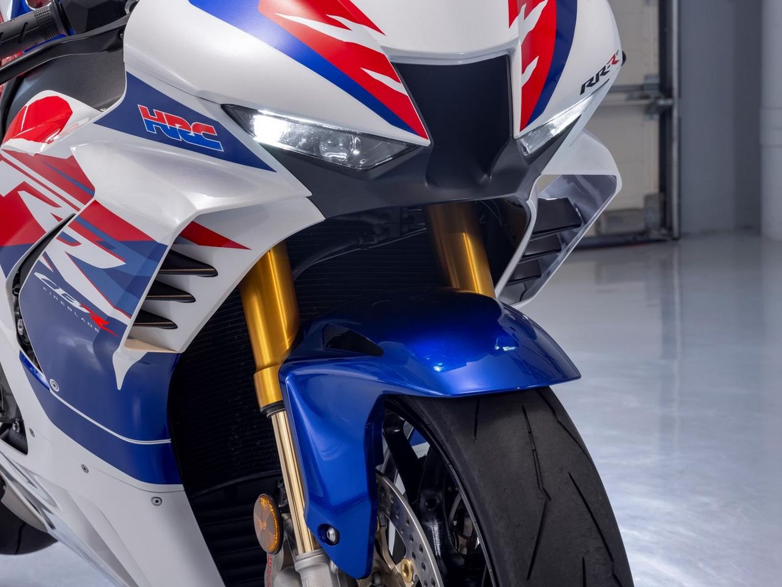 HONDA CBR 1000RR-R FIREBLADE SP 2023: APERFEIÇOAMENTOS TÉCNICOS E AINDA MAIS PERFORMANCE MARCAM O NOVO MODELO, foto 8