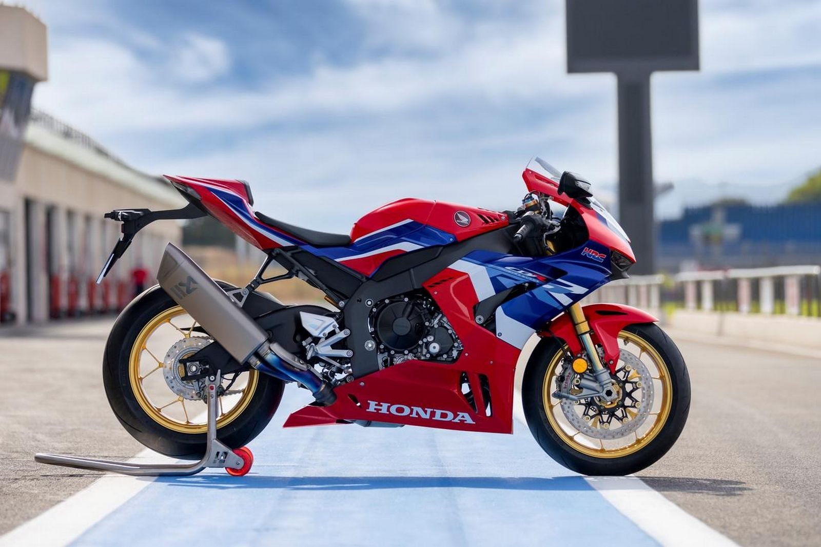 HONDA CBR 1000RR-R FIREBLADE SP 2023: APERFEIÇOAMENTOS TÉCNICOS E AINDA MAIS PERFORMANCE MARCAM O NOVO MODELO, foto 15