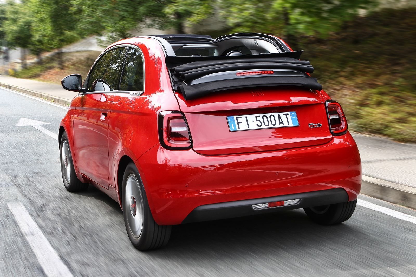 FIAT 500: AS EDIÇÕES MAIS ESPECIAIS AO LONGO DE SUA HISTÓRIA, foto 60