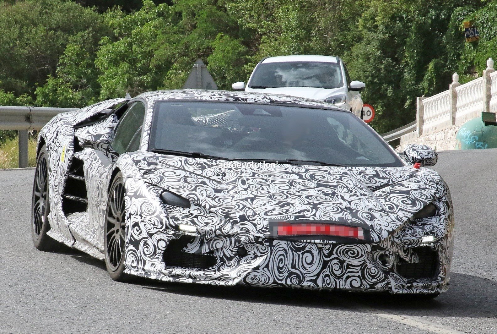 SUCESSOR DO LAMBORGHINI AVENTADOR ‘VAZOU’ NO REGISTRO DE PATENTES, foto 5