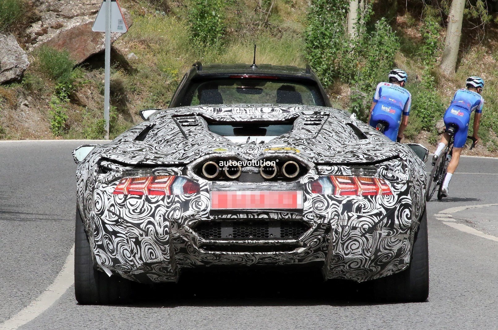 SUCESSOR DO LAMBORGHINI AVENTADOR ‘VAZOU’ NO REGISTRO DE PATENTES, foto 13