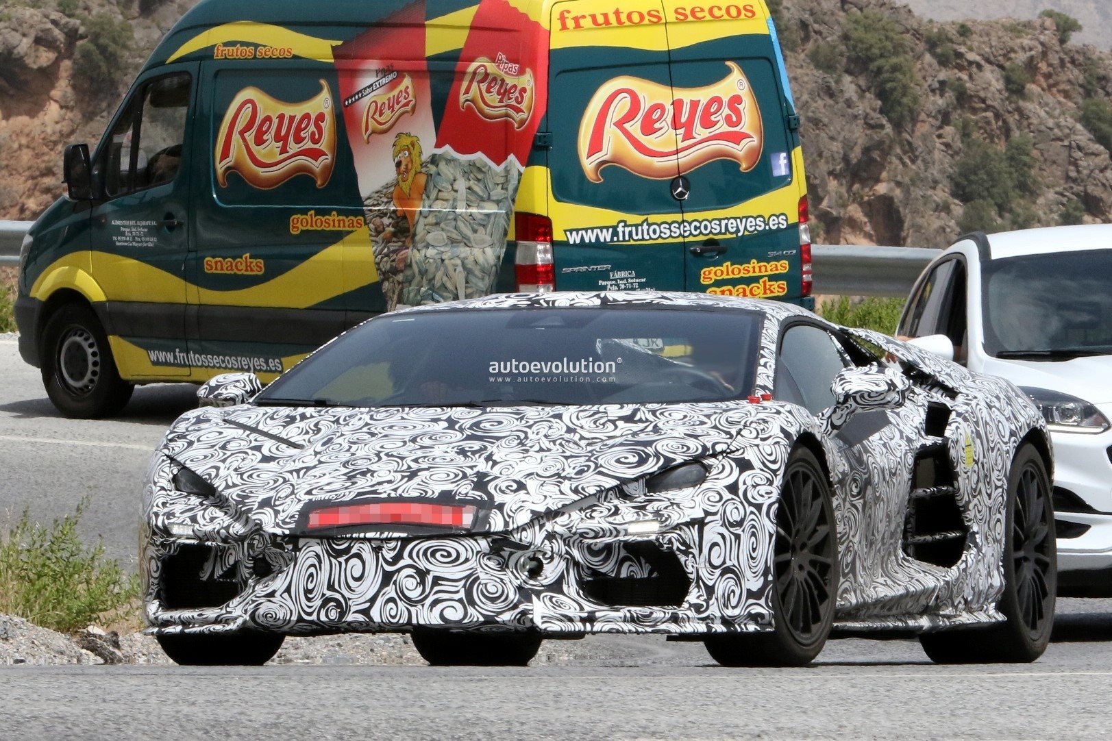 SUCESSOR DO LAMBORGHINI AVENTADOR ‘VAZOU’ NO REGISTRO DE PATENTES, foto 19