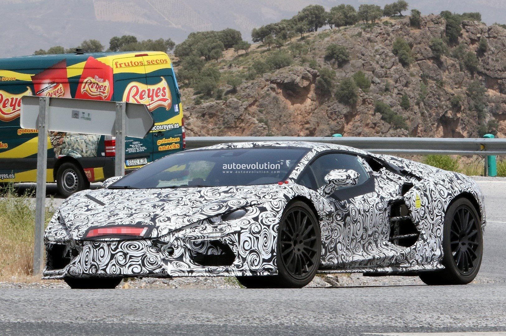 SUCESSOR DO LAMBORGHINI AVENTADOR ‘VAZOU’ NO REGISTRO DE PATENTES, foto 20