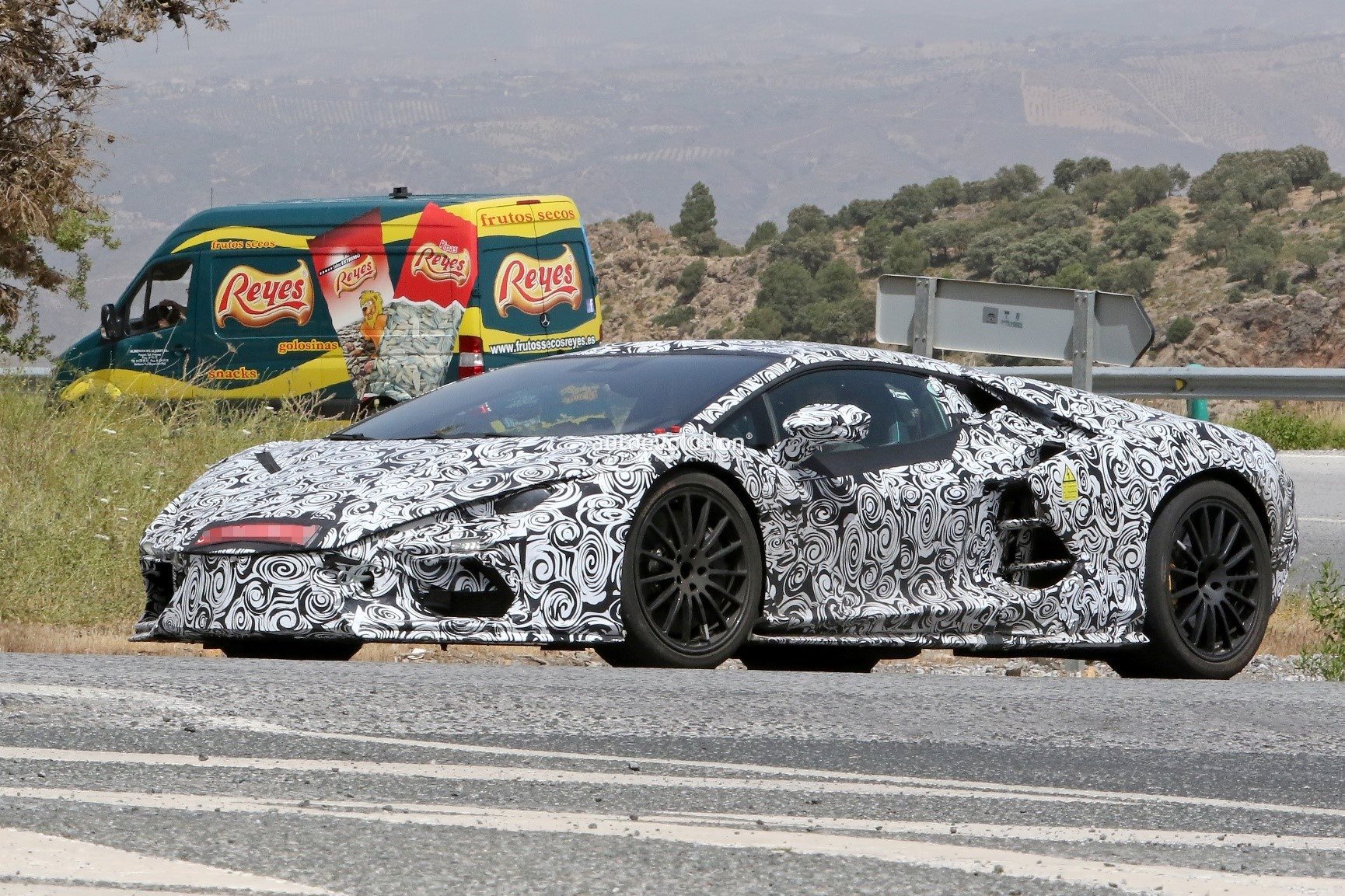 SUCESSOR DO LAMBORGHINI AVENTADOR ‘VAZOU’ NO REGISTRO DE PATENTES, foto 21