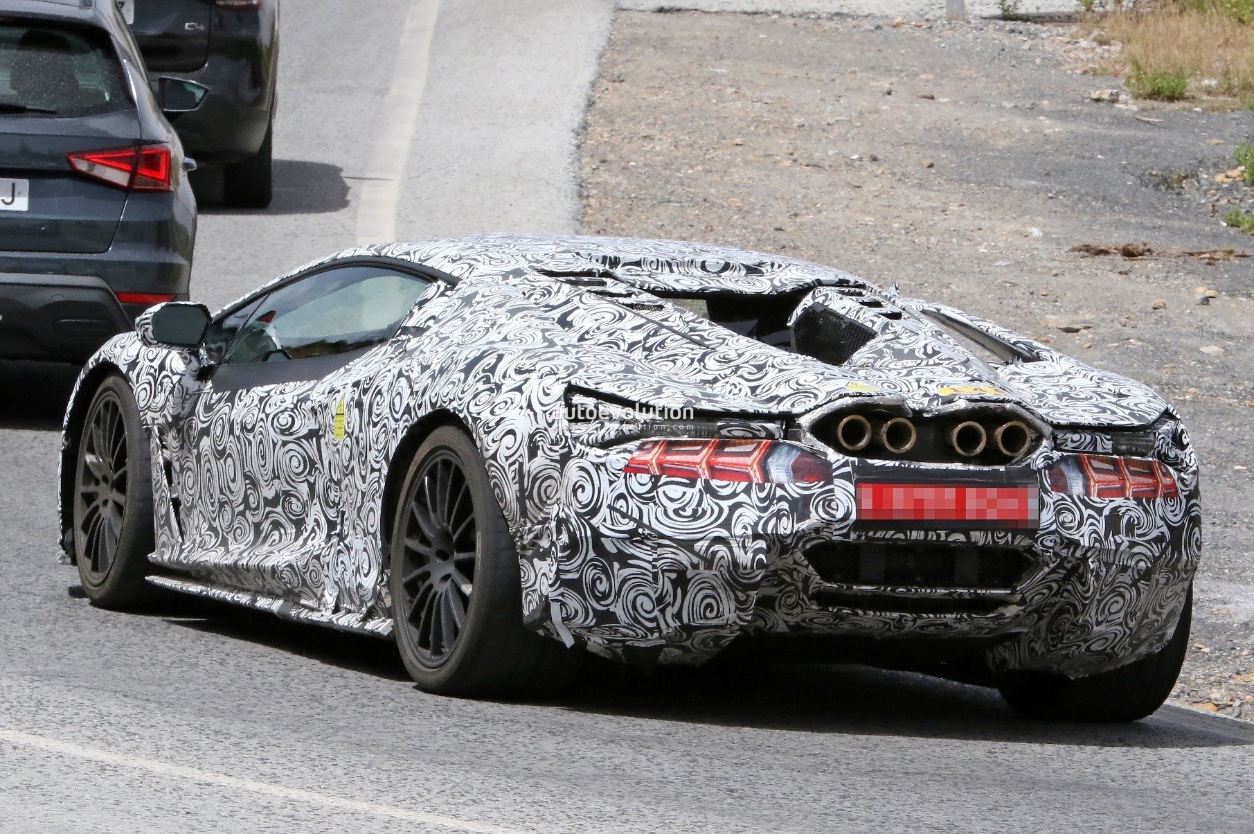 SUCESSOR DO LAMBORGHINI AVENTADOR ‘VAZOU’ NO REGISTRO DE PATENTES, foto 26