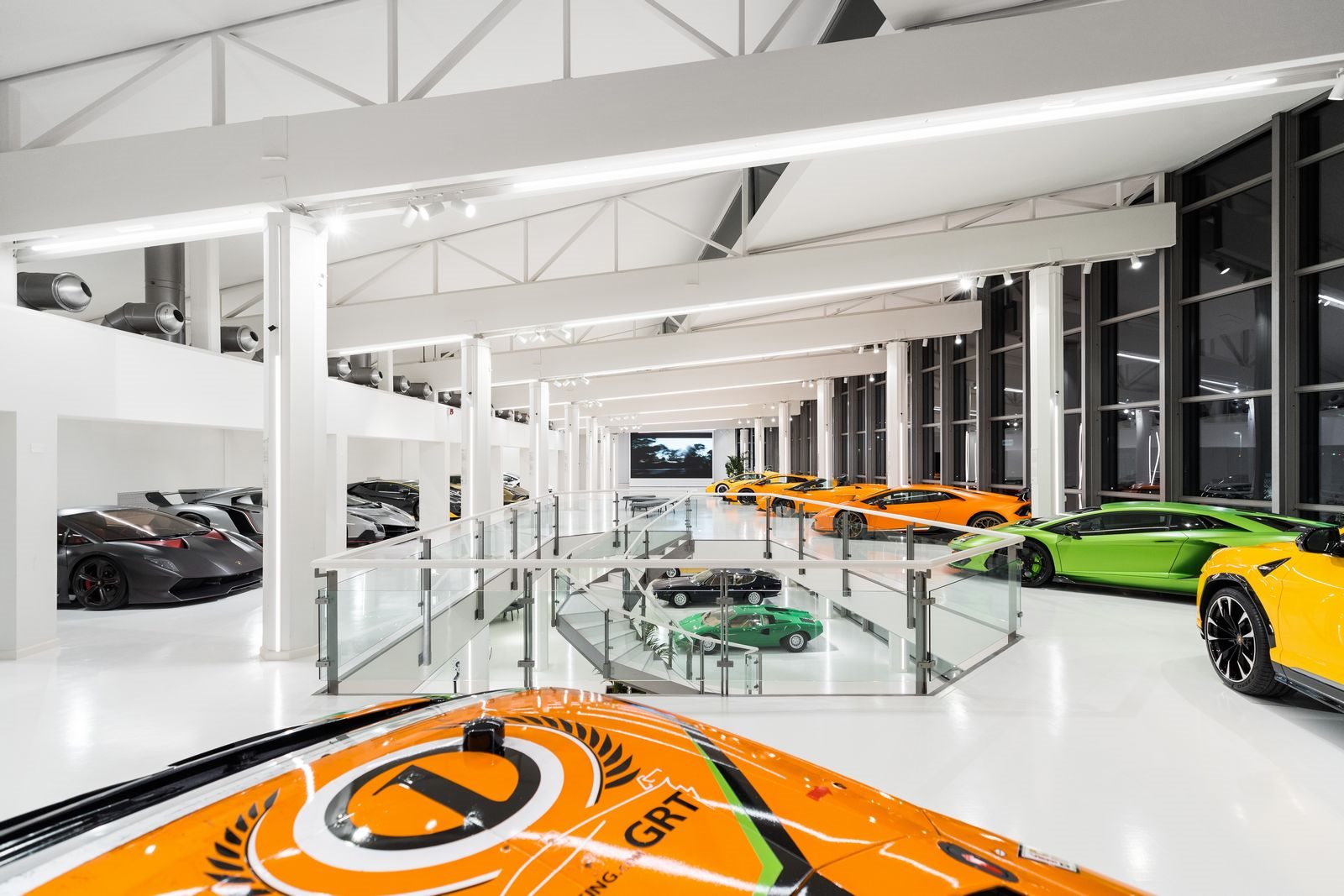 O REMODELADO MUSEU LAMBORGHINI REABRE PARA O 60º ANIVERSÁRIO, foto 12