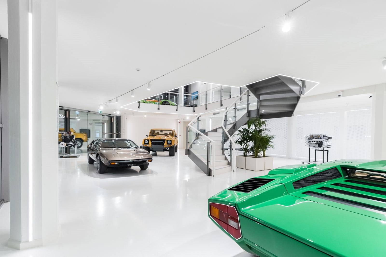 O REMODELADO MUSEU LAMBORGHINI REABRE PARA O 60º ANIVERSÁRIO, foto 17