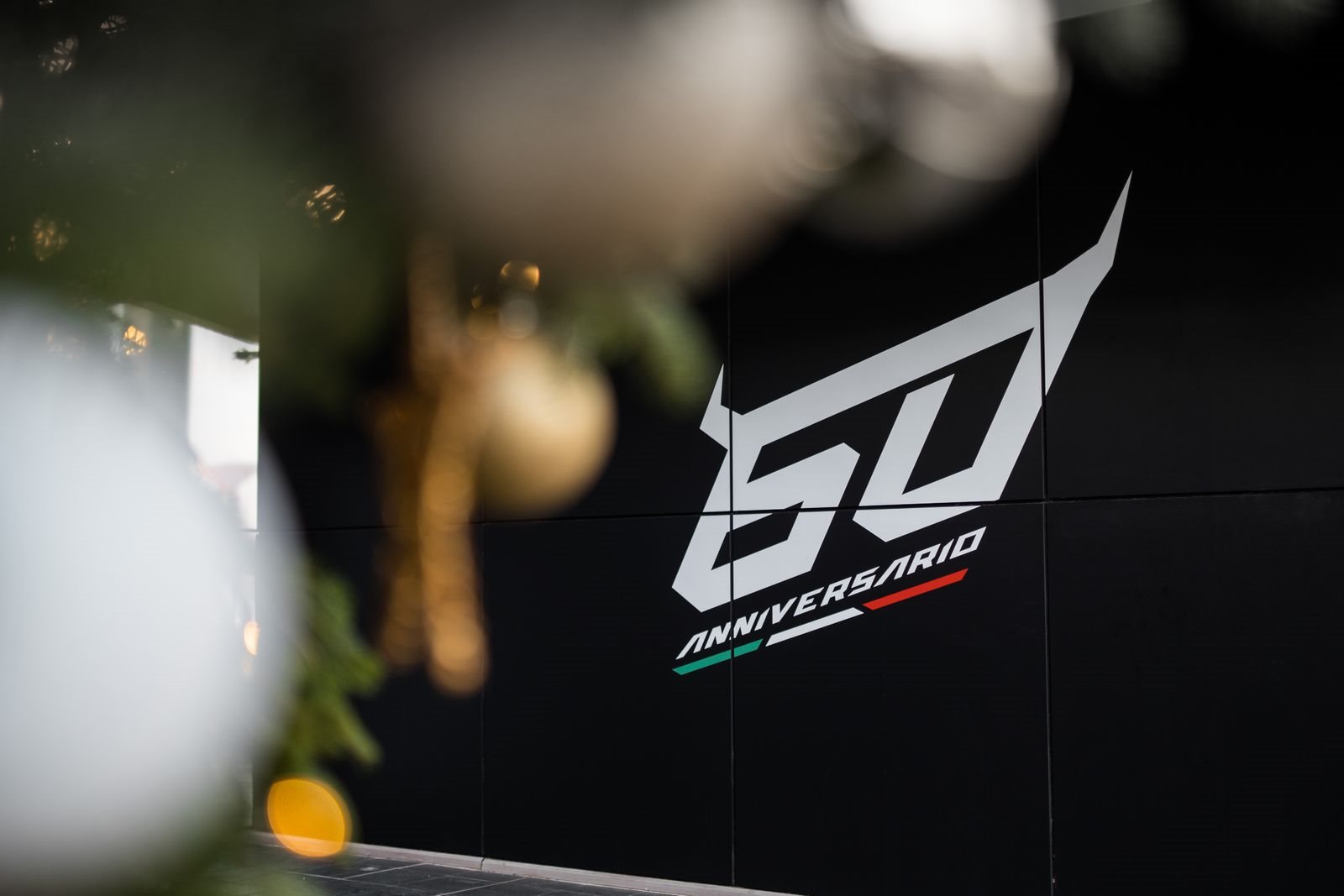 O REMODELADO MUSEU LAMBORGHINI REABRE PARA O 60º ANIVERSÁRIO, foto 28