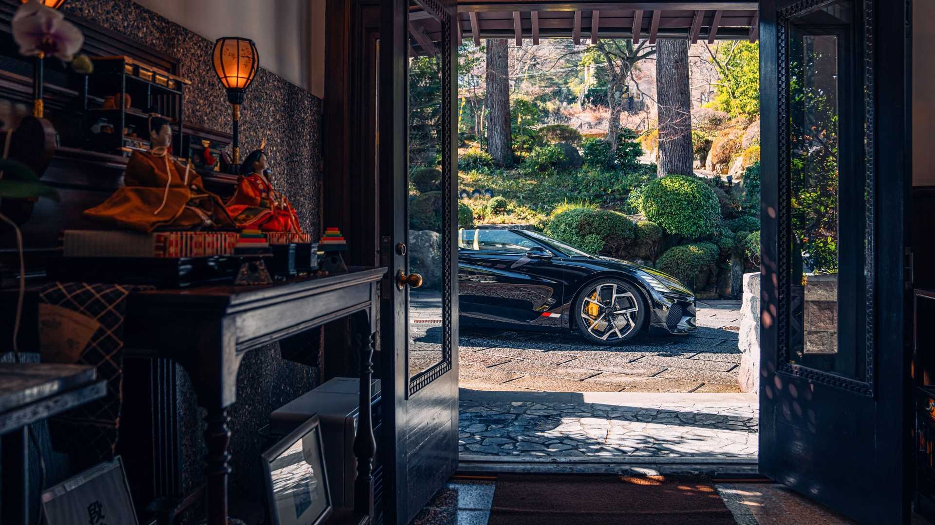 VEJA A BELEZA DO BUGATTI W16 MISTRAL VISITANDO TOKYO, foto 16