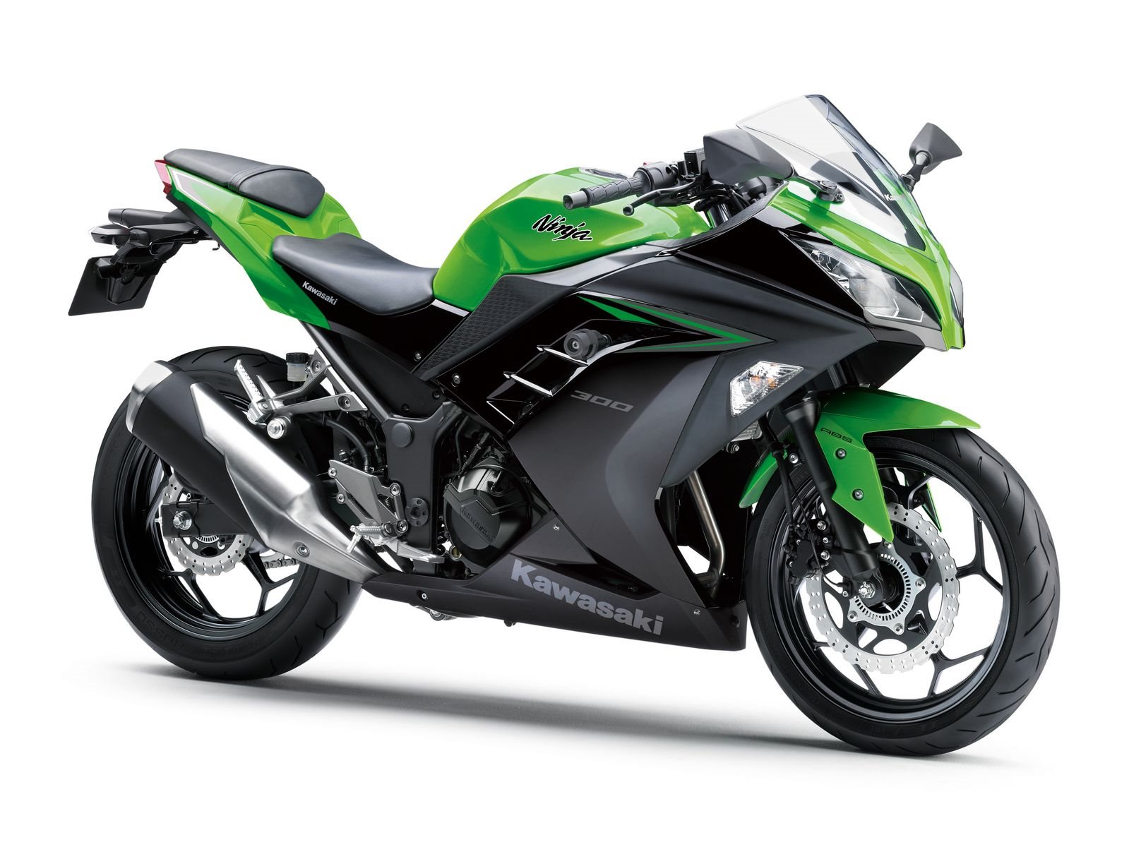 KAWASAKI NINJA 300 RETORNA AO MERCADO APÓS TER PRODUÇÃO ENCERRADA EM 2018, foto 1