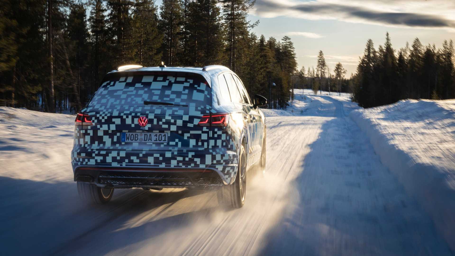NOVO VOLKSWAGEN TOUAREG 2023 APARECE ANTES DE SUA APRESENTAÇÃO, foto 5