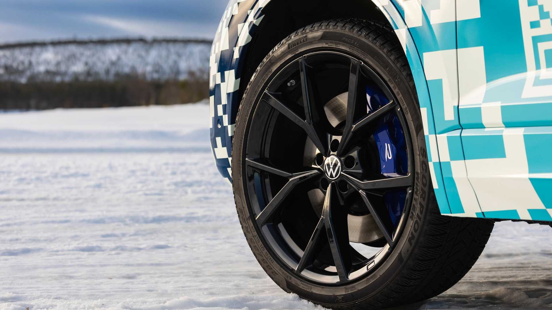 NOVO VOLKSWAGEN TOUAREG 2023 APARECE ANTES DE SUA APRESENTAÇÃO, foto 19