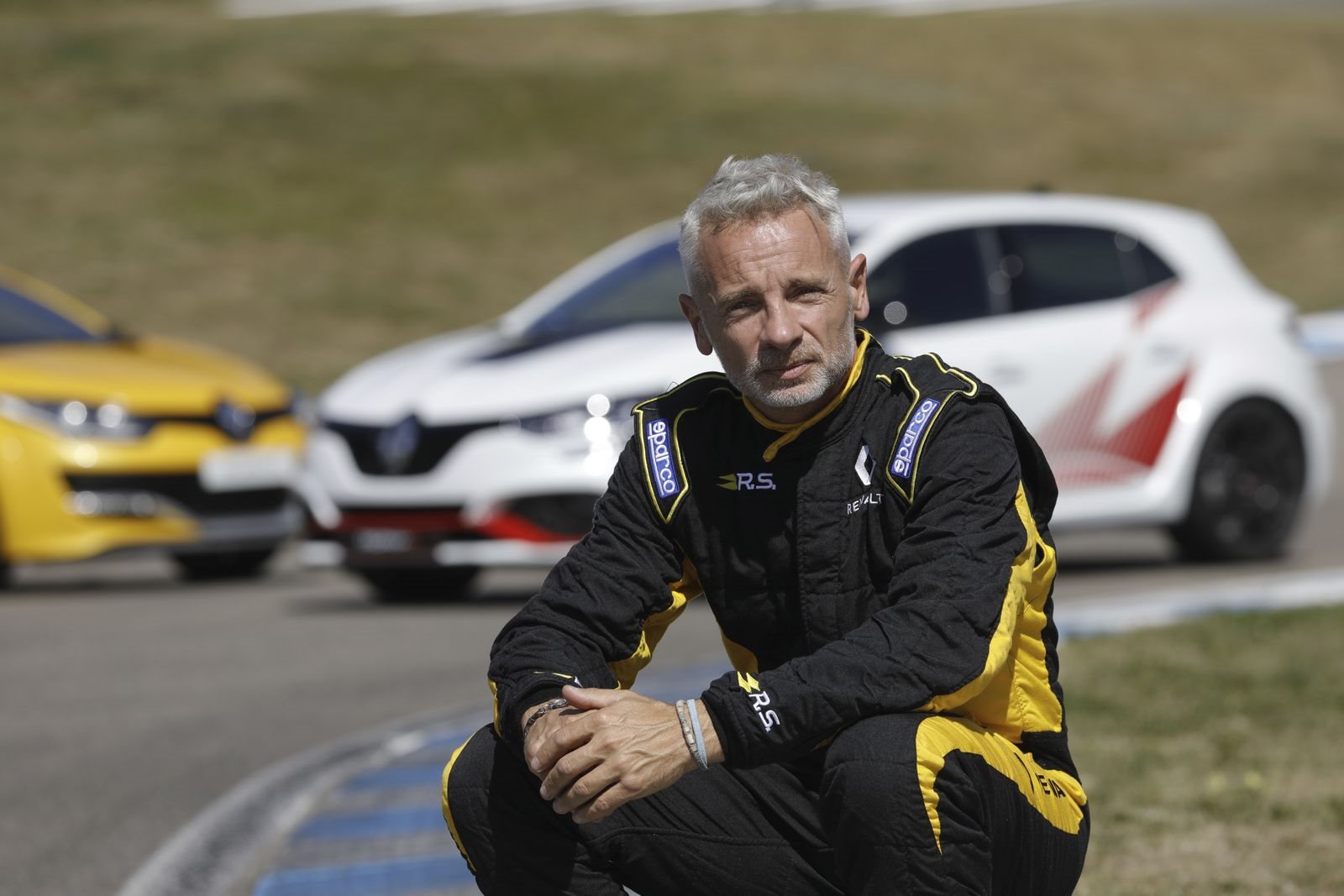 RENAULT SPORT: A PAIXÃO PELOS CARROS DE PRODUÇÃO EM SÉRIE DE ALTA PERFORMANCE, foto 1