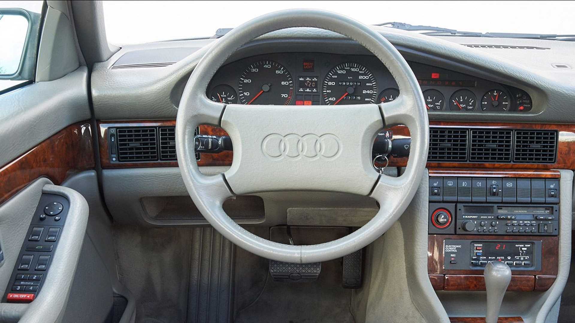 AUDI V8: O PRIMEIRO CARRO-CHEFE DA MARCA ALEMÃ COMPLETA 35 ANOS, foto 7