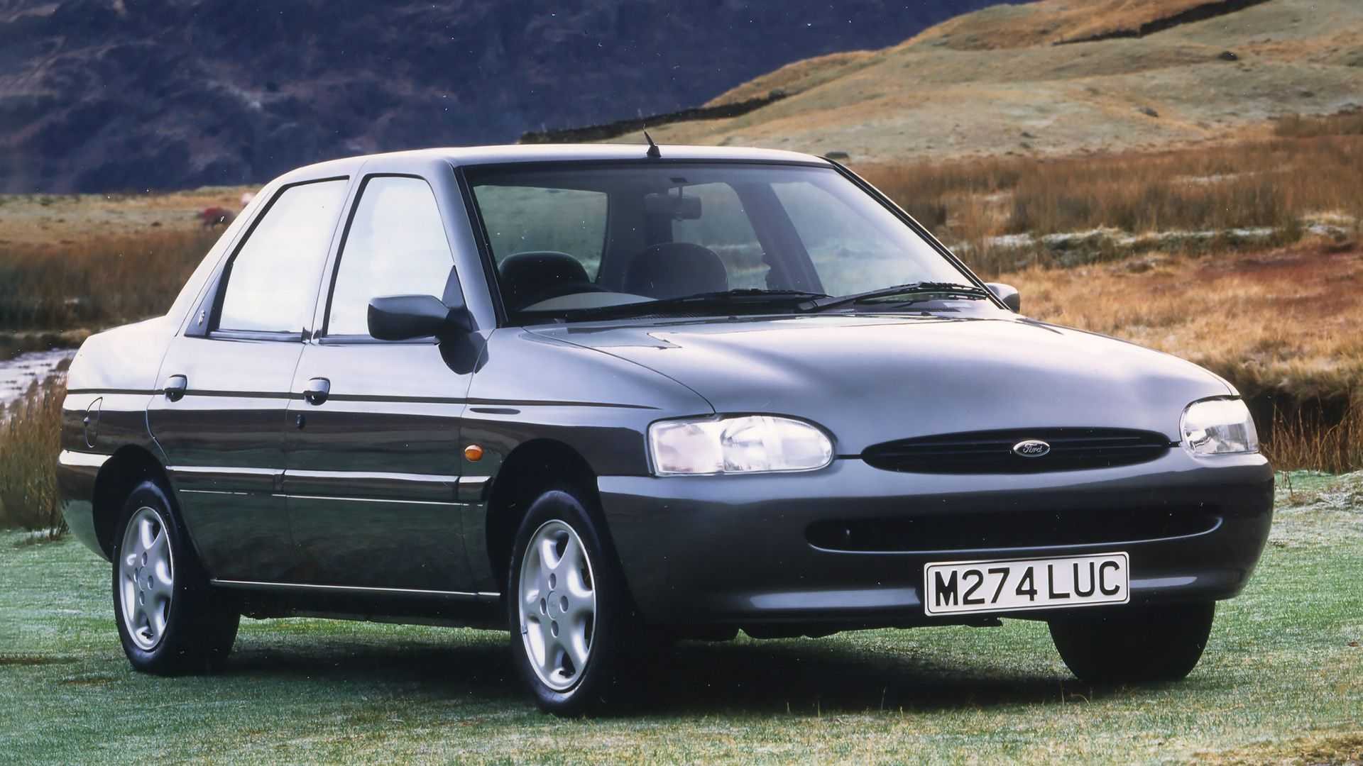 FORD ORION COMPLETA 40 ANOS, foto 1