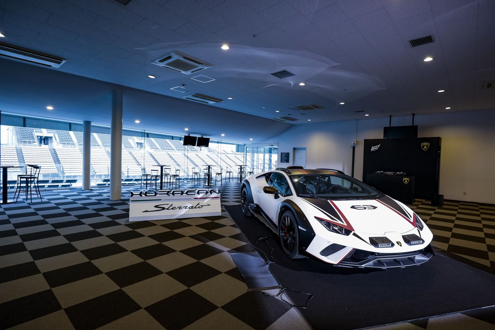 LAMBORGHINI CONSEGUE UM RECORDE MUNDIAL REUNINDO 251 CARROS EM SUZUKA, foto 12