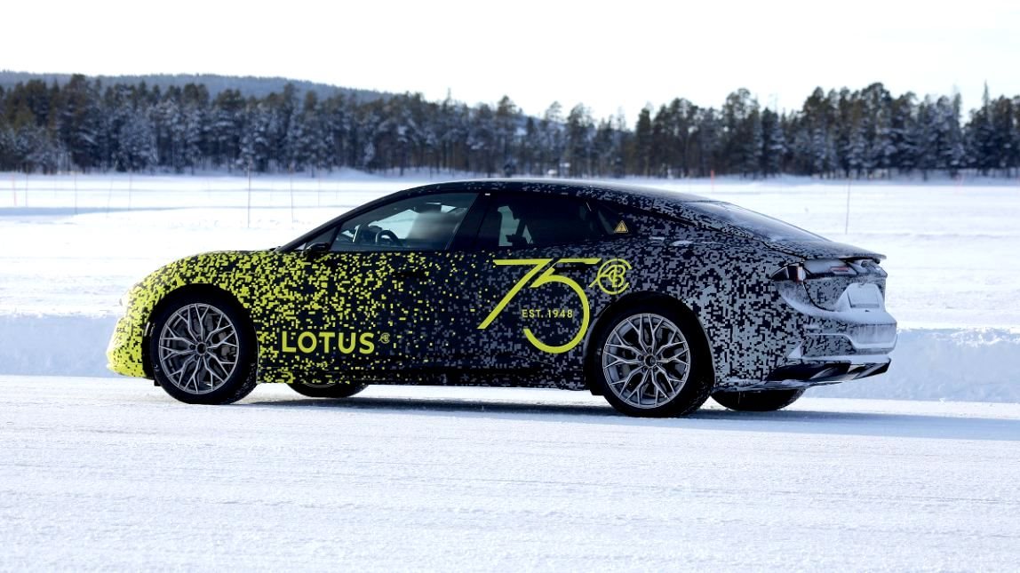 VEM AÍ O LOTUS ENVYA, PARA ENCARAR DIRETAMENTE OS PORSCHE TAYCAN E AUDI E-TRON GT, foto 2