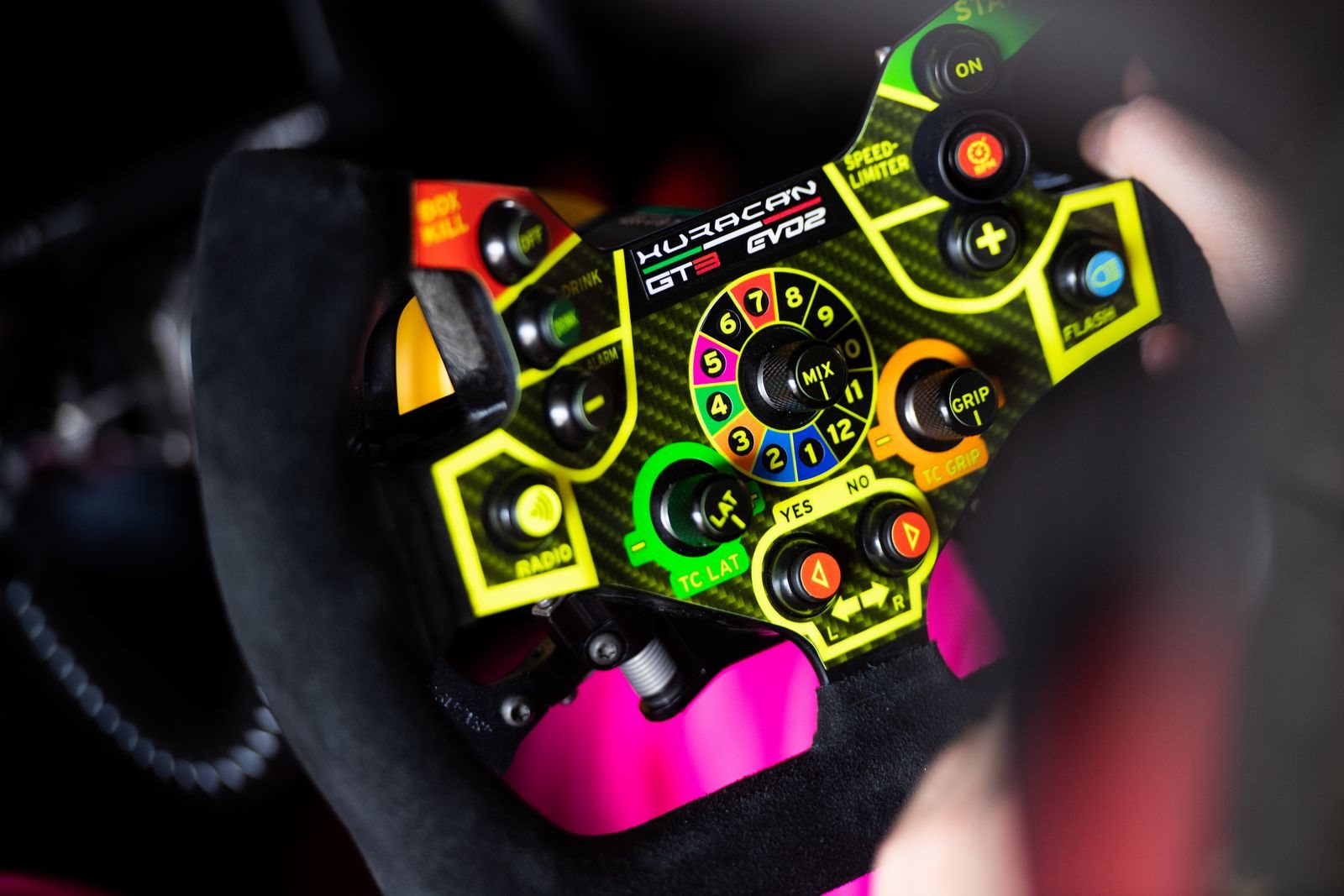 A BORDO DO LAMBORGHINI HURACÁN GT3 EVO2: AS DAMAS DE FERRO, UMA TRIPULAÇÃO EXCLUSIVAMENTE FEMININA, foto 10