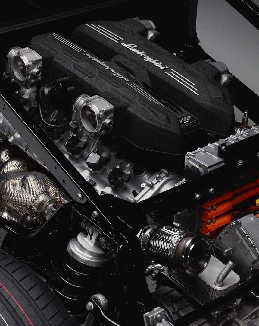 SURGEM OS PRIMEIROS DETALHES DO SUCESSOR DO LAMBORGHINI AVENTADOR: UM PHEV DE 1.015 CV, foto 11