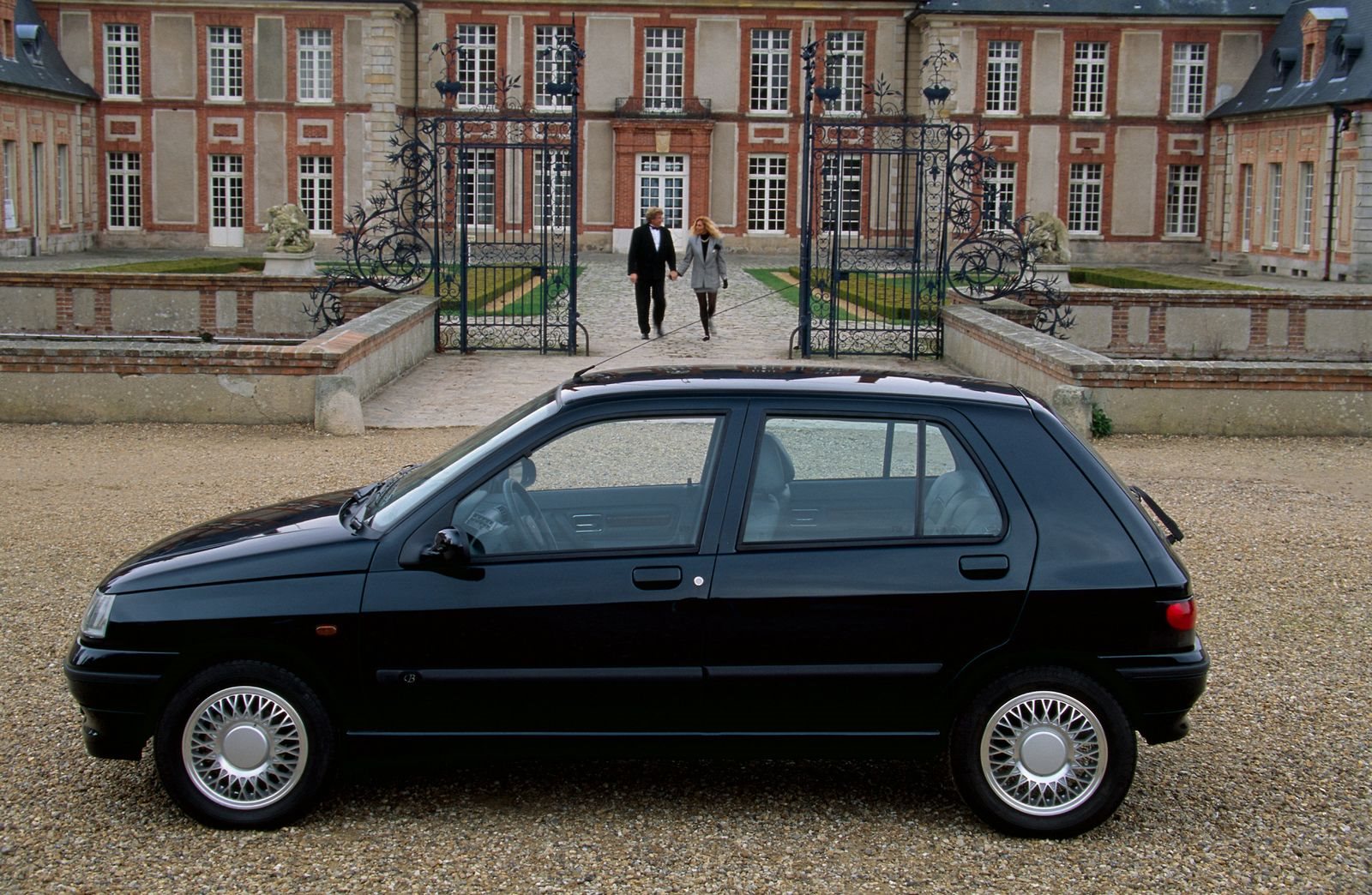 RENAULT CLIO: NOSSA HISTÓRIA, SUAS HISTÓRIAS, foto 3