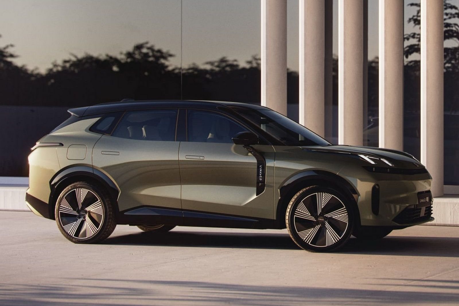 O LYNK & CO 08 JÁ É UMA REALIDADE E SURGEM AS PRIMEIRAS IMAGENS, foto 3
